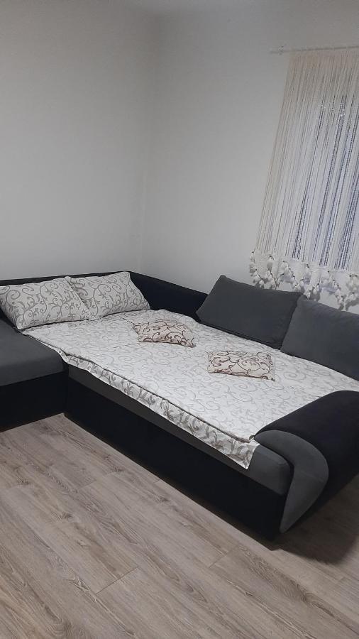 Apartmani Vesna Nowy Sad Zewnętrze zdjęcie